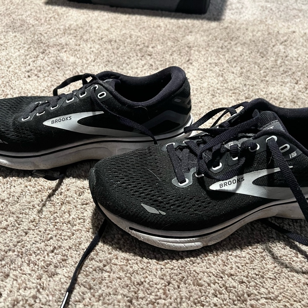 Brooks sneakers